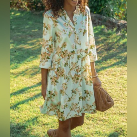 Tuckernuck Dresses & Skirts - Tuckernuck Royal mini shirt dress Ladies size xxs Aqua watercolor floral green